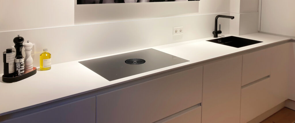 #20 KRISTALLWEISS & ONYXSCHWARZ | MATT